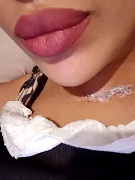 Snapshot of Sexlove1xo chatting on 11-01-25, 12:51 Sexlove1xo online show from 11-01-25, 12:51