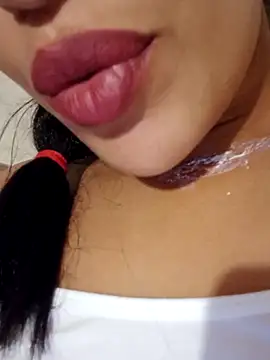 Snapshot of Sexlove1xo chatting on 11-06-25, 03:24 Sexlove1xo online show from 11-06-25, 03:24