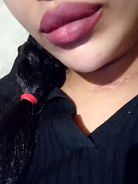 Snapshot of Sexlove1xo chatting on 11-24-25, 05:51 Sexlove1xo online show from 11-24-25, 05:51