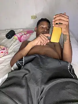 Liam Canales online show from 03-21-25, 03:33