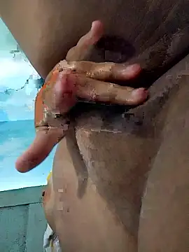 Snapshot of Milynhaofc chatting on 01-09-26, 04:43 Milynhaofc online show from 01-09-26, 04:43