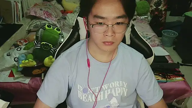 Snapshot of Anson0722 chatting on 06-26-26, 12:42 Anson0722 online show from 06-26-26, 12:42
