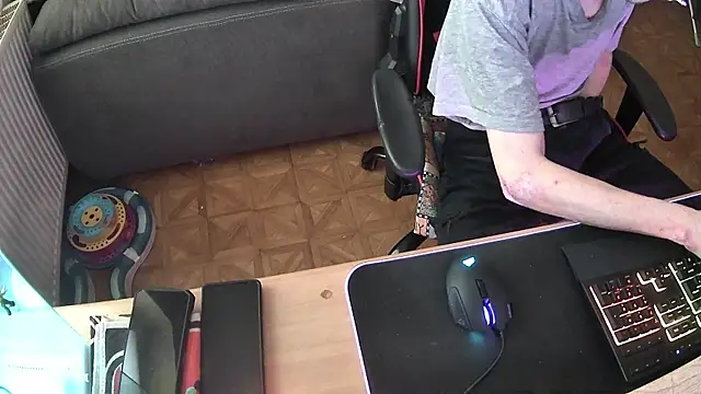 Snapshot of DerGeileLoveboy chatting on 11-01-25, 12:40 DerGeileLoveboy online show from 11-01-25, 12:40