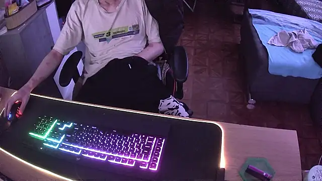 Snapshot of DerGeileLoveboy chatting on 02-05-26, 11:31 DerGeileLoveboy online show from 02-05-26, 11:31