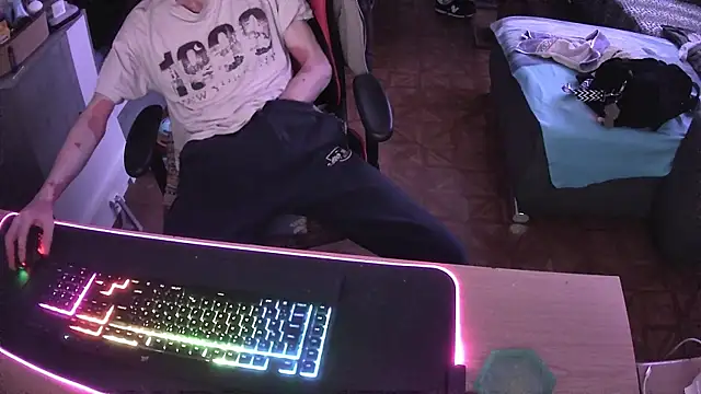 Snapshot of DerGeileLoveboy chatting on 02-10-26, 11:31 DerGeileLoveboy online show from 02-10-26, 11:31