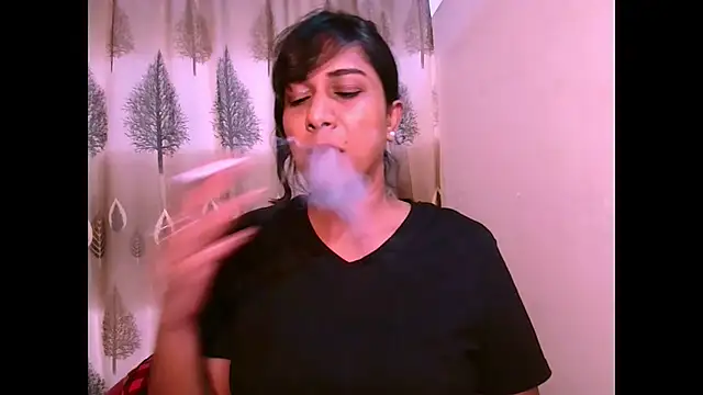 Snapshot of Indian_Erotic69 chatting on 03-18-25, 11:19 Indian Erotic69 online show from 03-18-25, 11:19