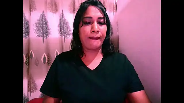 Snapshot of Indian_Erotic69 chatting on 03-21-25, 05:00 Indian Erotic69 online show from 03-21-25, 05:00