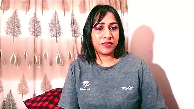 Snapshot of Indian_Erotic69 chatting on 09-13-25, 05:18 Indian Erotic69 online show from 09-13-25, 05:18