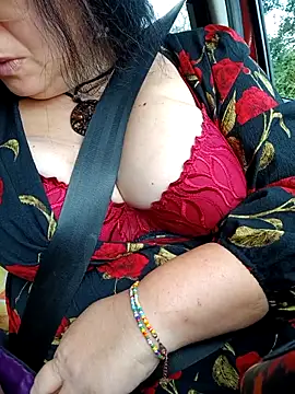 Snapshot of Erika41 chatting on 09-12-25, 06:46 Erika41 online show from 09-12-25, 06:46