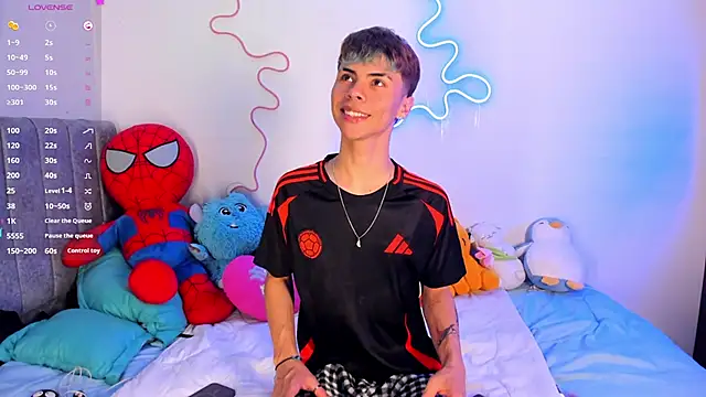 Snapshot of callum_77 chatting on 10-08-25, 04:21 callum 77 online show from 10-08-25, 04:21