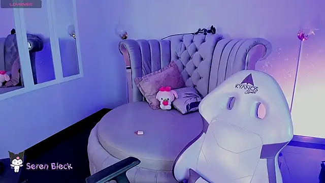 Seren Bleck online show from 03-19-25, 06:24