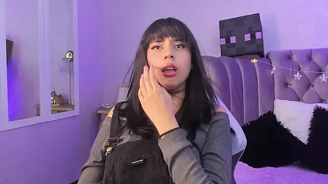 Seren Bleck online show from 11-04-25, 03:05