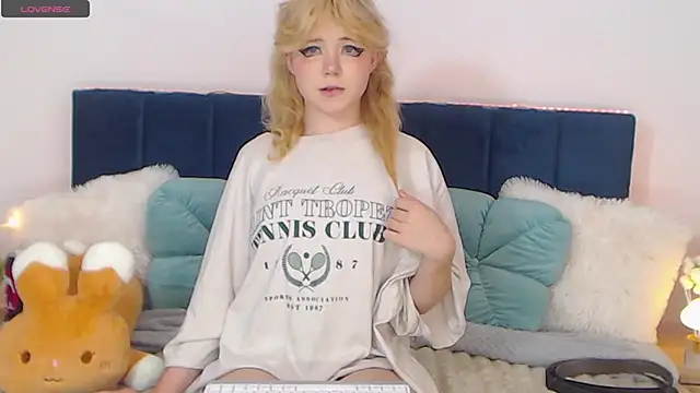 EmilyAngells online show from 09-24-25, 08:50