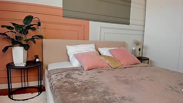  BunnyDollStella  online show from 02-26-25, 07:31