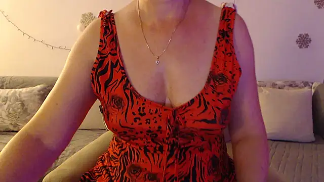 YourfantasyGiuly online show from 07-08-26, 05:28