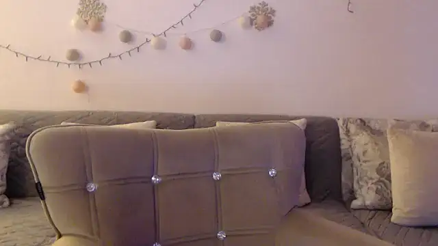 YourfantasyGiuly online show from 07-17-26, 02:13