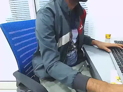 rahulkajuuu0909 online show from 12-14-25, 02:11