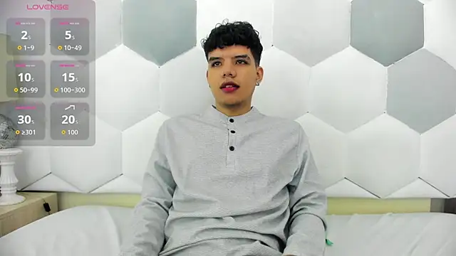 Axel Forte online show from 11-17-25, 01:39