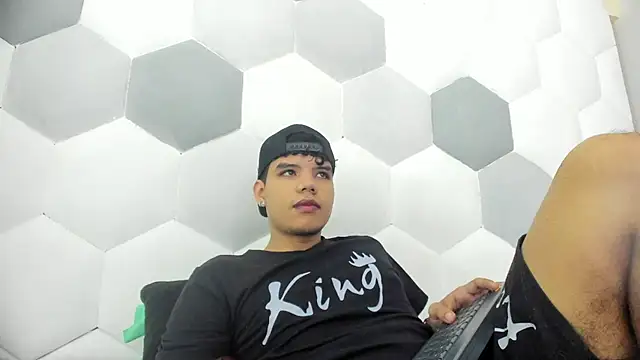 Axel Forte online show from 11-29-25, 01:14