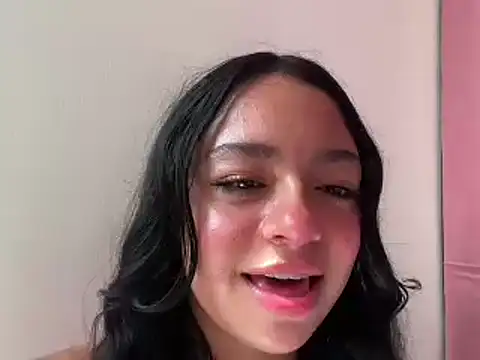 Snapshot of hellokitty__valery chatting on 02-27-25, 07:37 hellokitty valery online show from 02-27-25, 07:37