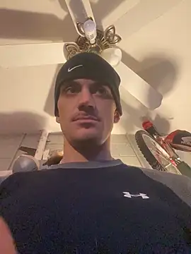 Polaroid White online show from 11-15-25, 03:04