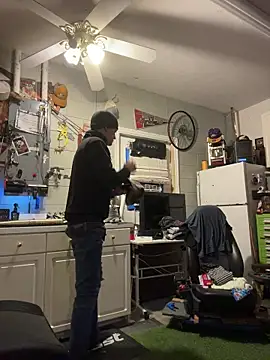 Polaroid White online show from 11-27-25, 11:12