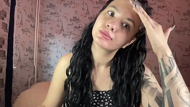 Just Scarlet  online show from 09-26-25, 06:06