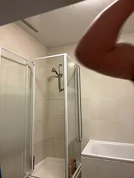 Snapshot of rickalishas8819 chatting on 02-26-25, 08:00 rickalishas8819 online show from 02-26-25, 08:00