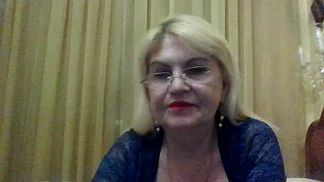 Snapshot of Heidi-Helga chatting on 11-05-25, 05:24 Heidi-Helga online show from 11-05-25, 05:24