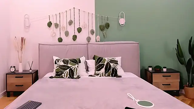 Amber Rogers online show from 03-17-25, 02:23