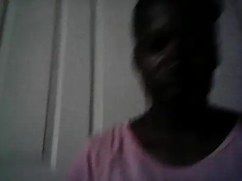 Snapshot of LoveDropss chatting on 02-22-25, 11:02 LoveDropss online show from 02-22-25, 11:02