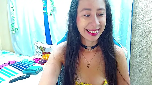 Gia leinn online show from 10-07-25, 04:15