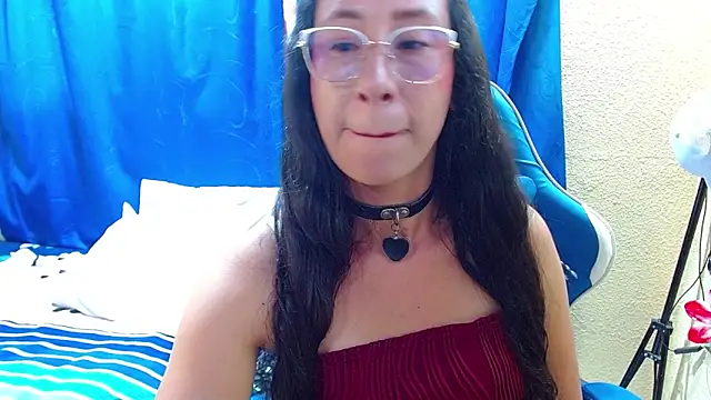 Gia leinn online show from 05-25-26, 08:04