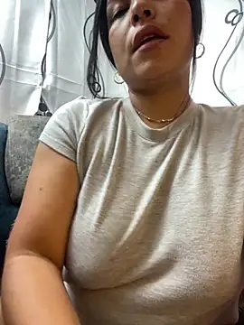 Snapshot of Sara_chanel92 chatting on 03-12-25, 11:12 Sara chanel92 online show from 03-12-25, 11:12