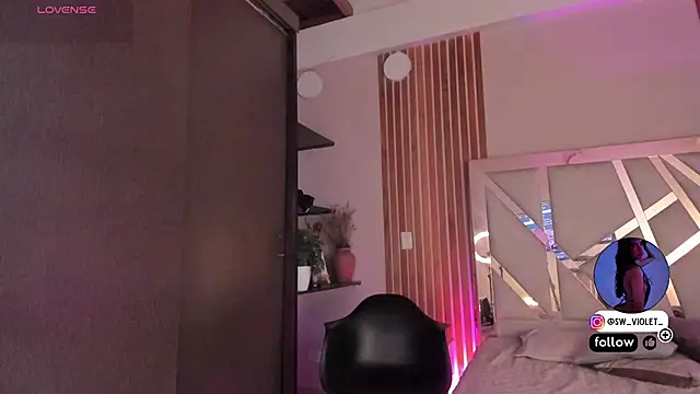 sweetviolet   online show from 03-17-26, 12:52