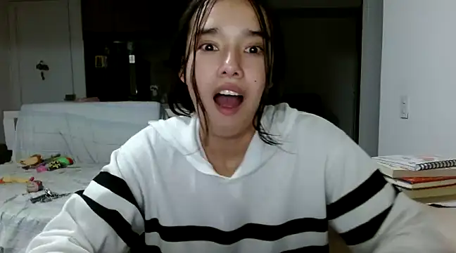  luna 777 online show from 02-25-25, 12:47