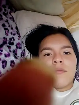 Snapshot of krolay16 chatting on 03-16-25, 01:07 krolay16 online show from 03-16-25, 01:07