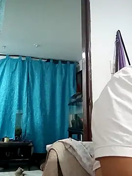 Snapshot of krolay16 chatting on 03-19-25, 02:37 krolay16 online show from 03-19-25, 02:37