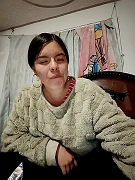 Snapshot of krolay16 chatting on 10-11-25, 05:17 krolay16 online show from 10-11-25, 05:17