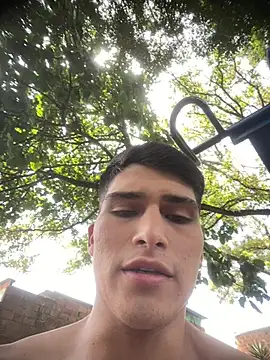 Snapshot of MaxxxSteil chatting on 03-21-25, 06:18 MaxxxSteil online show from 03-21-25, 06:18