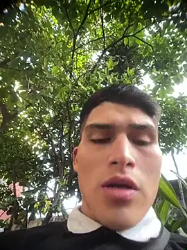 Snapshot of MaxxxSteil chatting on 03-22-25, 12:25 MaxxxSteil online show from 03-22-25, 12:25