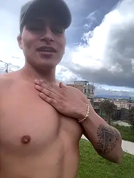 Snapshot of MaxxxSteil chatting on 09-18-25, 09:17 MaxxxSteil online show from 09-18-25, 09:17