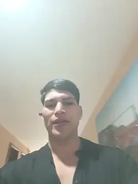 Snapshot of MaxxxSteil chatting on 10-04-25, 01:53 MaxxxSteil online show from 10-04-25, 01:53