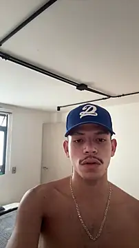 Snapshot of angel_and_deen chatting on 11-26-25, 03:35 angel and deen online show from 11-26-25, 03:35