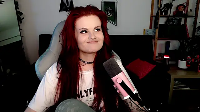 Della Ideal online show from 11-12-25, 05:35