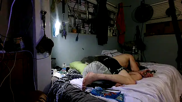 Snapshot of PornStro921 chatting on 10-10-25, 06:34 PornStro921 online show from 10-10-25, 06:34