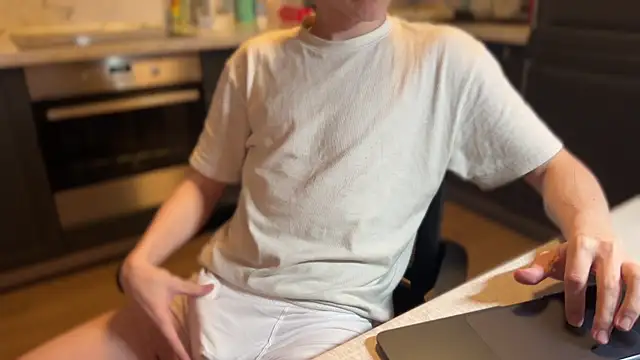 Snapshot of tommy_colson chatting on 11-06-25, 12:50 tommy colson online show from 11-06-25, 12:50