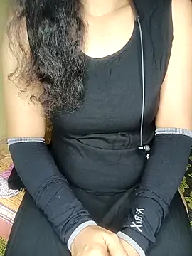 Snapshot of geetha_telugu_kan277 chatting on 03-10-25, 08:04 geetha telugu kan277 online show from 03-10-25, 08:04