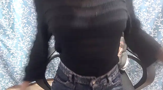 Reena600 online show from 03-07-25, 04:11