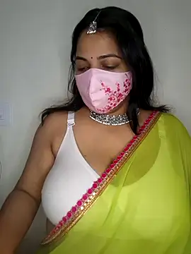 Snapshot of Mazzakiinn chatting on 10-29-25, 04:37 Mazzakiinn online show from 10-29-25, 04:37